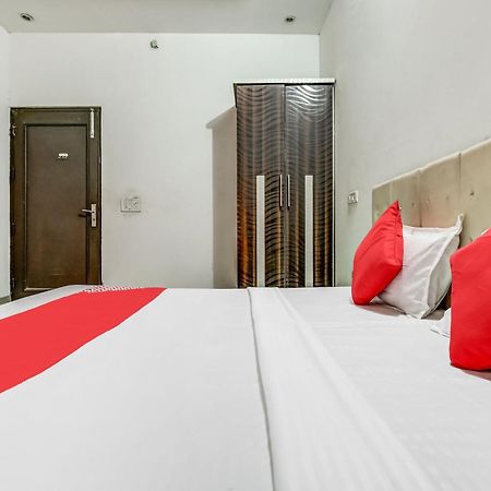 Flagship Hotel Big Boss Kurukshetra Exterior photo