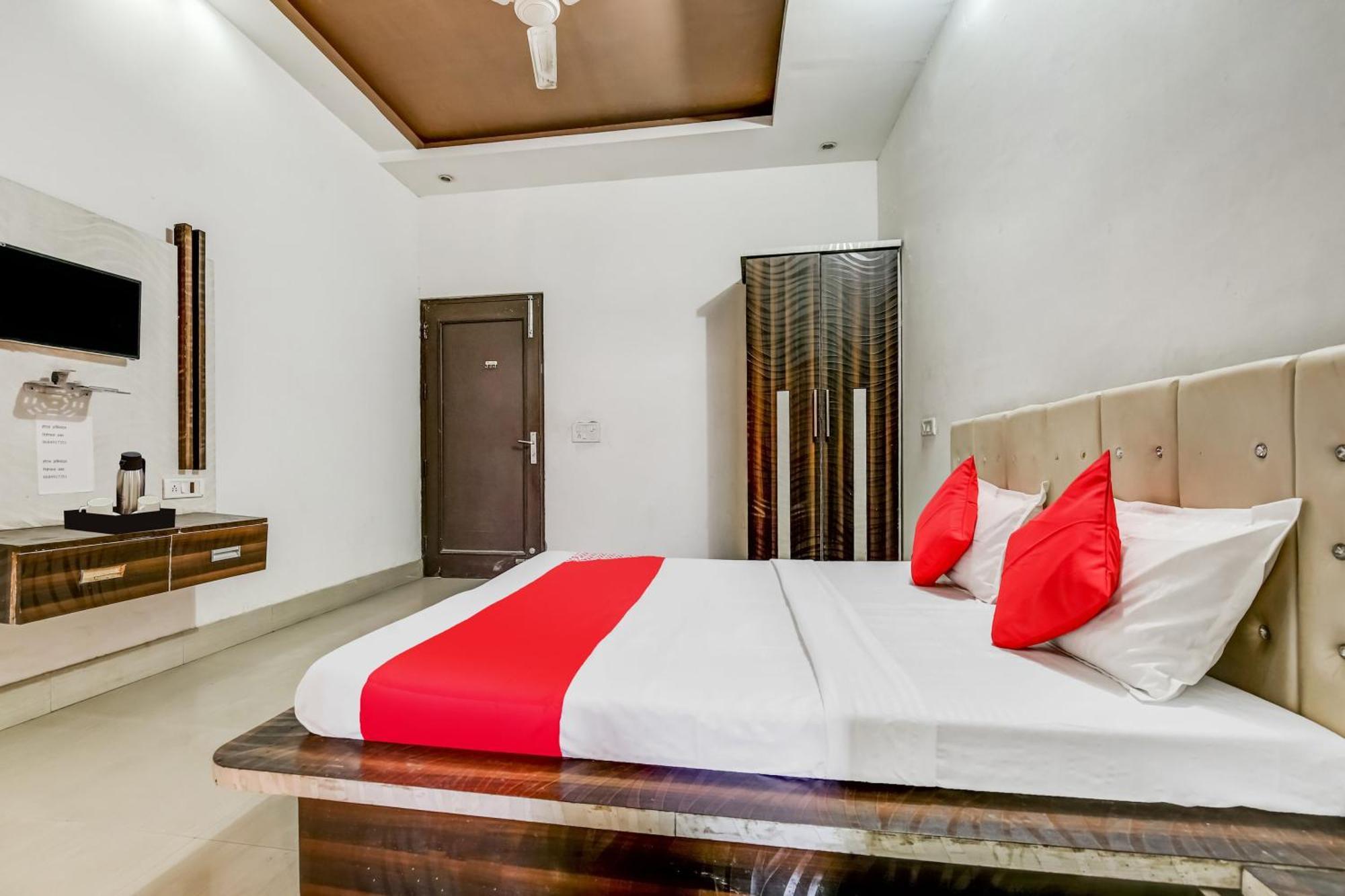 Flagship Hotel Big Boss Kurukshetra Exterior photo